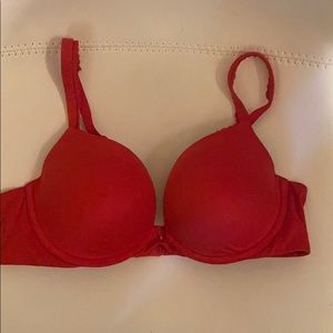 body by victoria push up pigeonnant bra size 38B